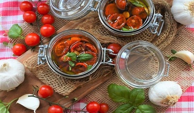 طريقة عمل مخلل الطماطم